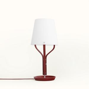 Harnais臺燈燈具塑件的設計與應用